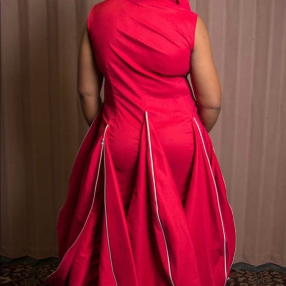 Dress - Picture 4 of 4